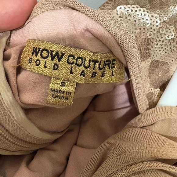 Elegant Sequin Dress in Gold and Pink - Picture 6 of 7